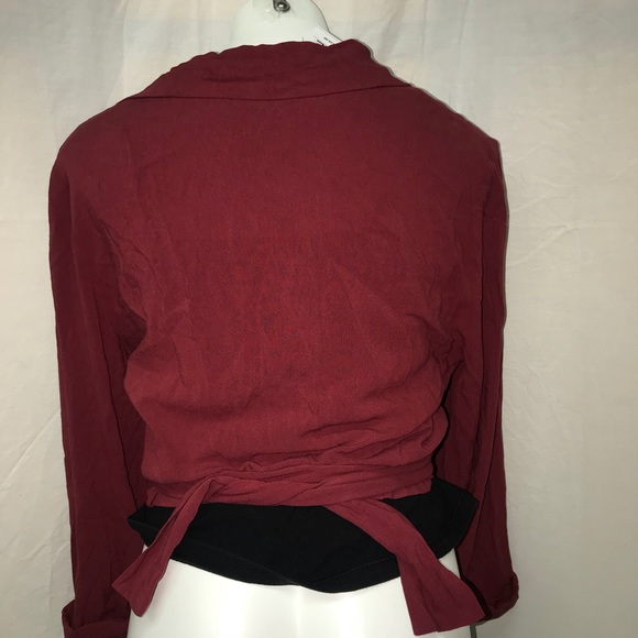 Women's wrap crop top - Picture 2 of 2